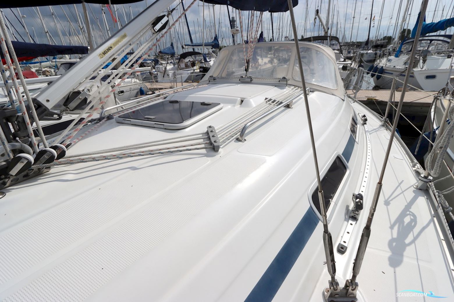 Bavaria 32