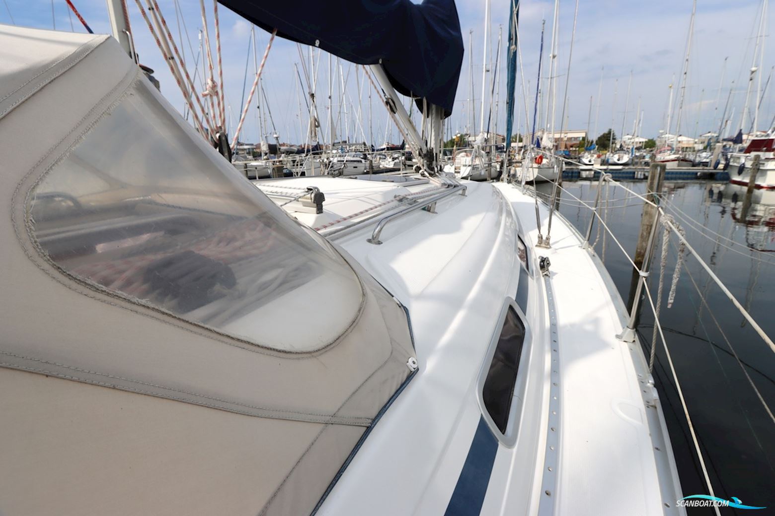 Bavaria 32
