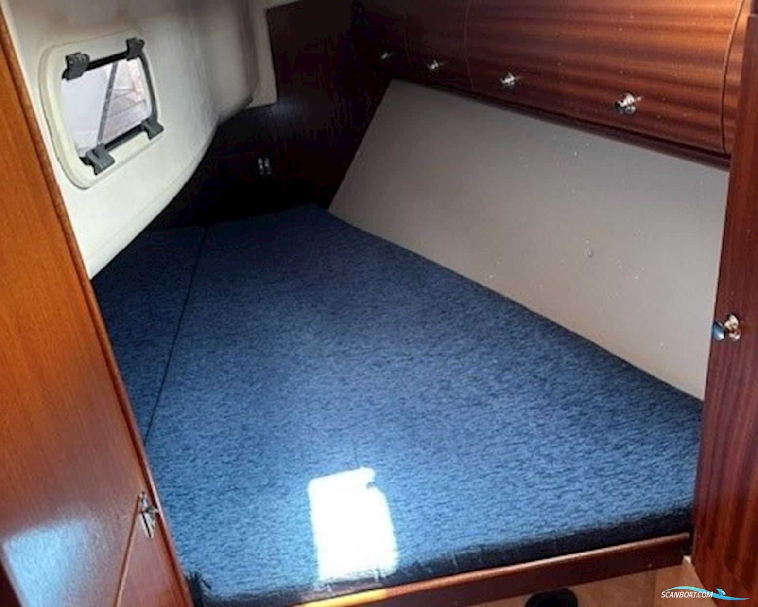 Bavaria 32