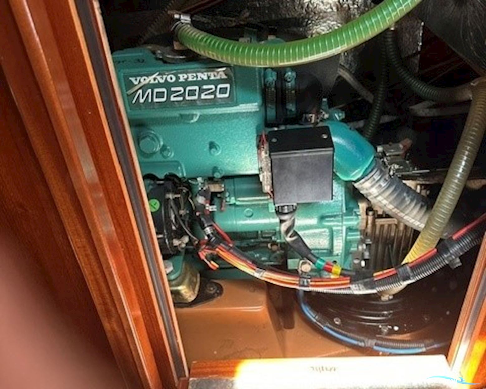 Bavaria 32