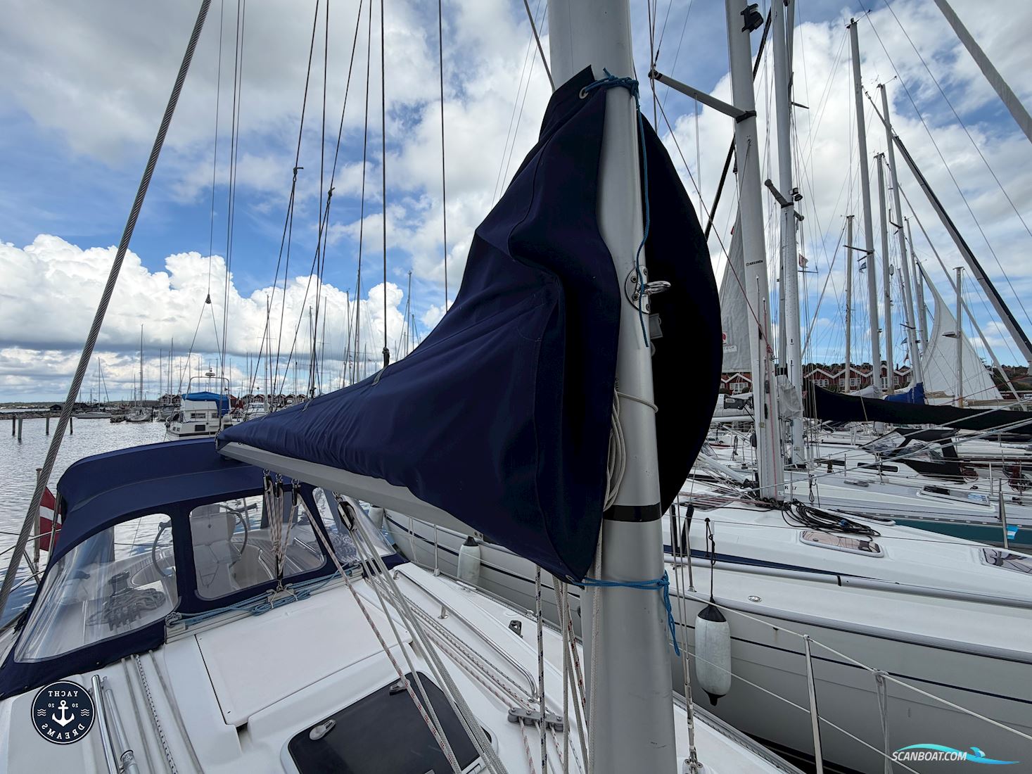 Bavaria 32