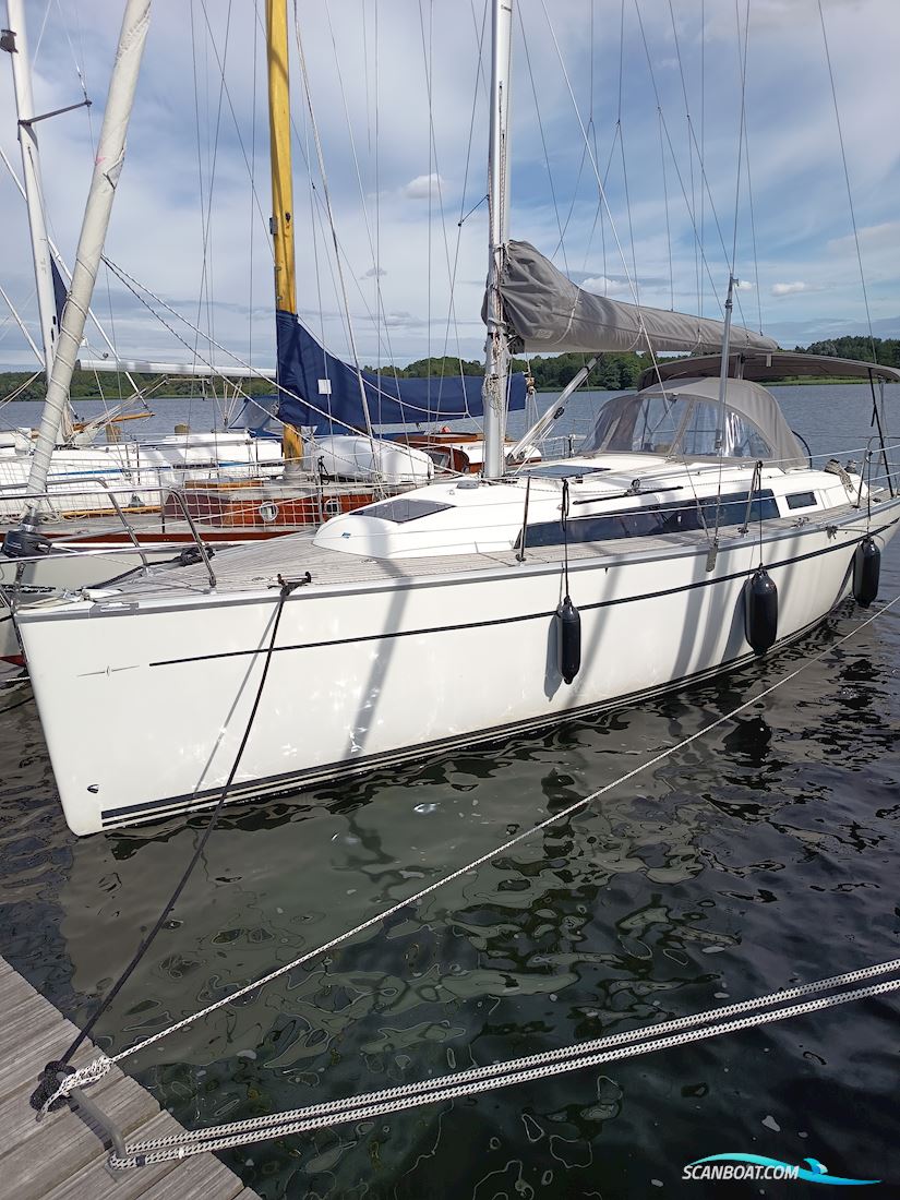 Bavaria 33 Cruiser