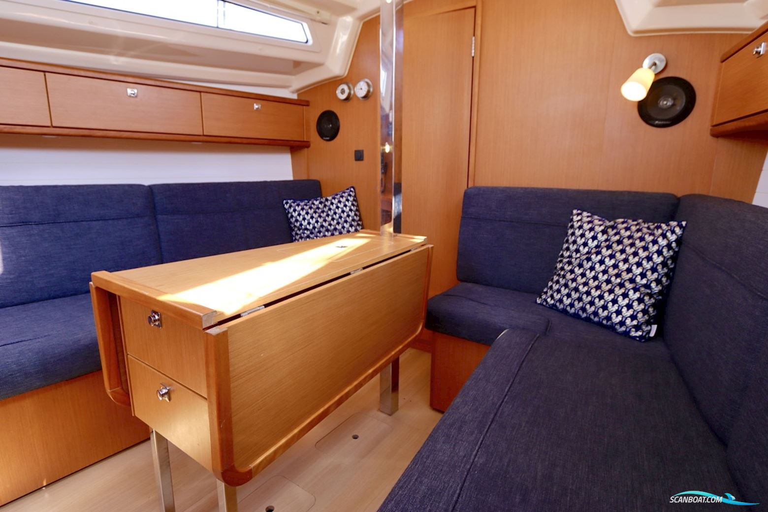 Bavaria 33 Cruiser