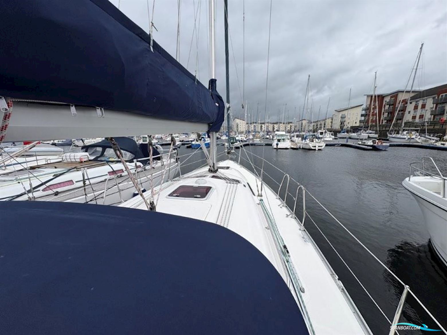 Bavaria 33
