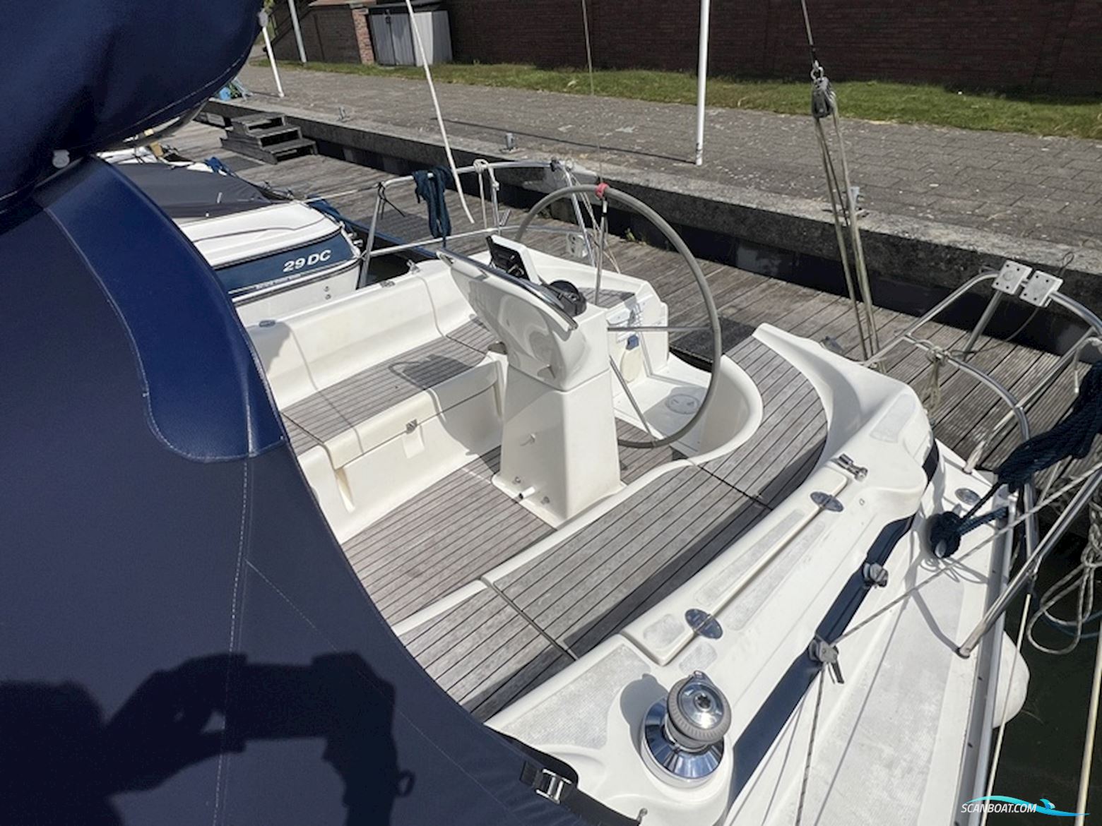 Bavaria 36-3