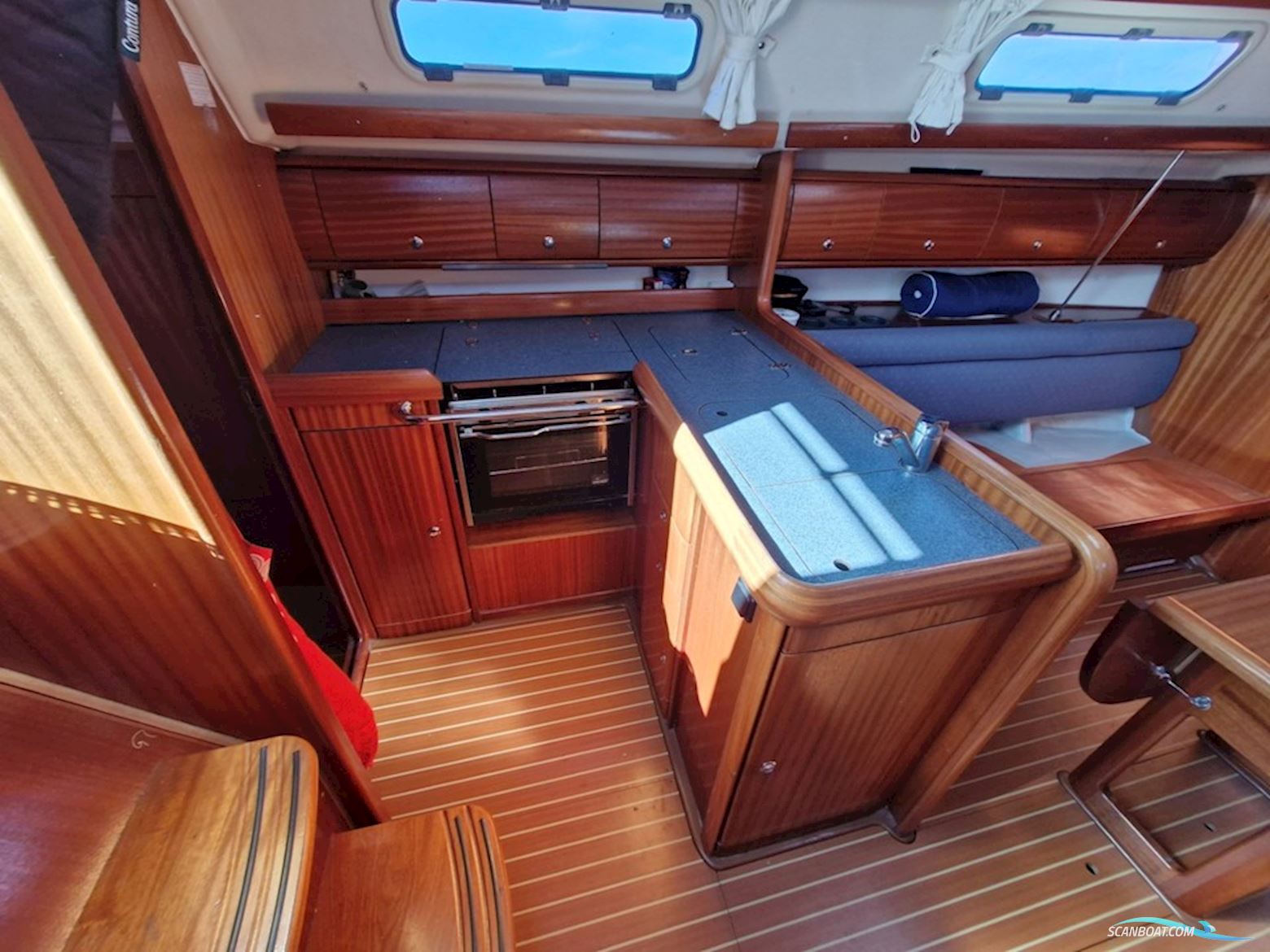 Bavaria 36