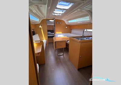 Bavaria 37 Cruiser Sejlbåd 2017, med Volvo-Penta motor, Spanien
