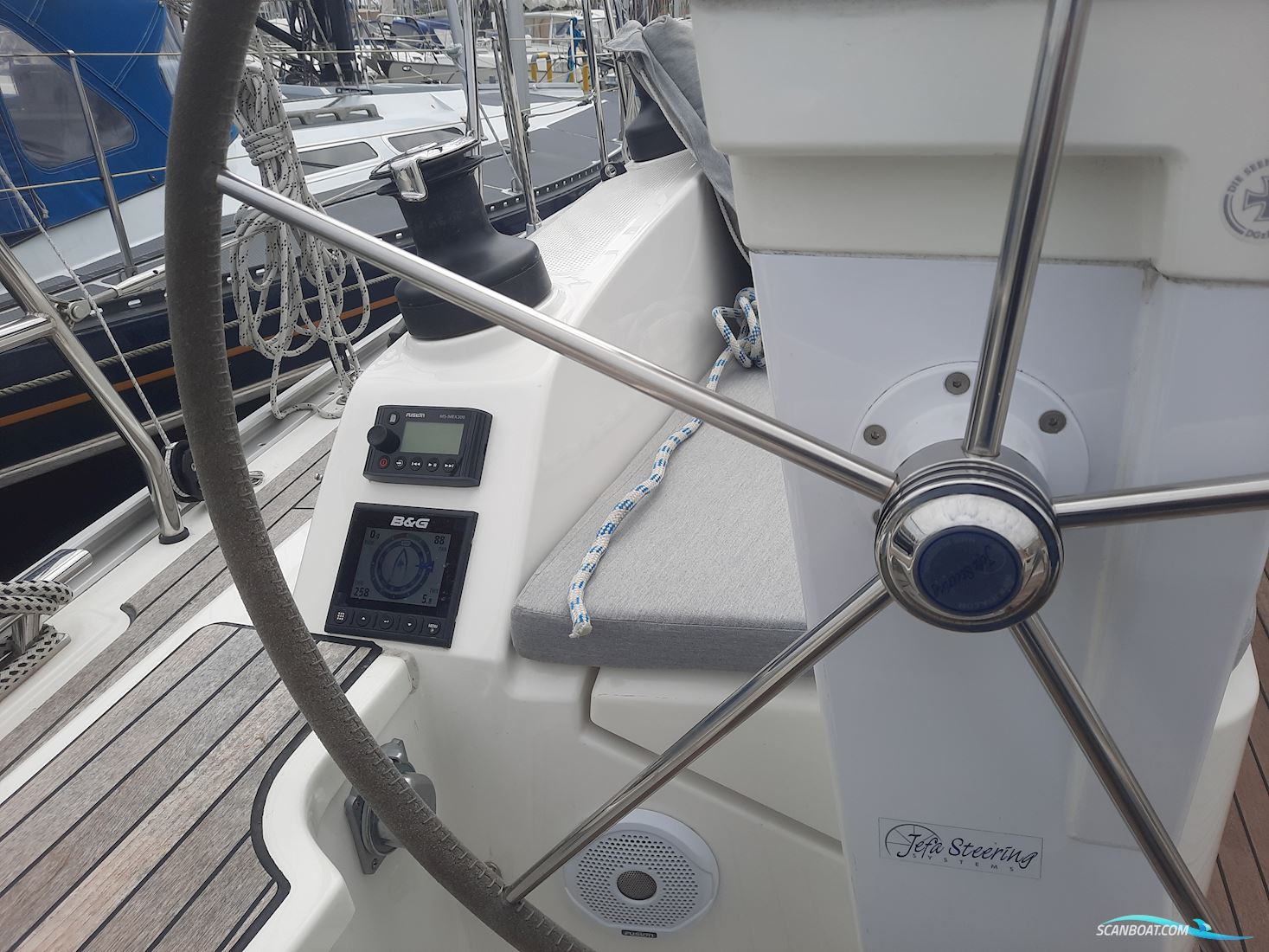 Bavaria 37 Cruiser