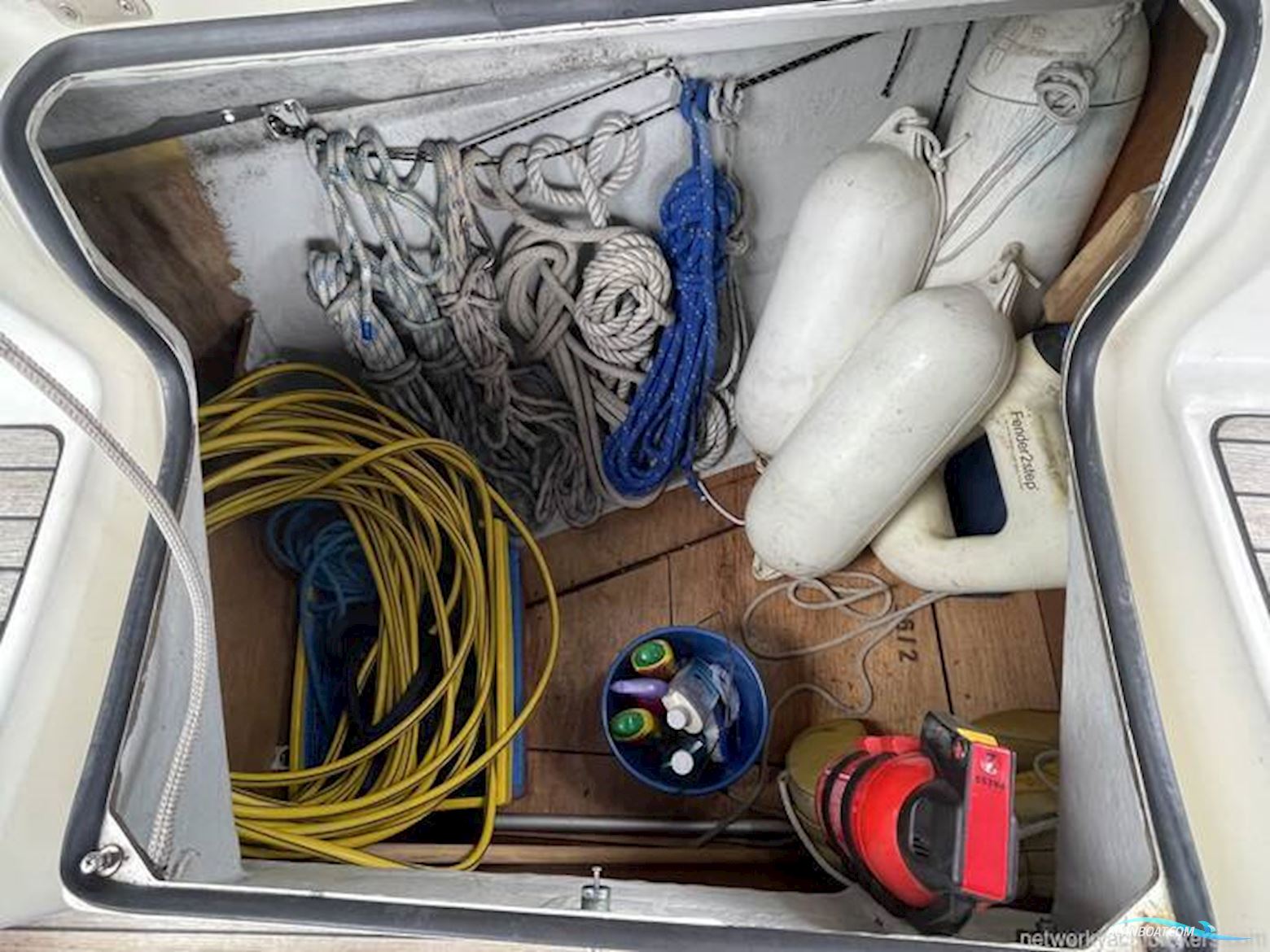 Bavaria 37