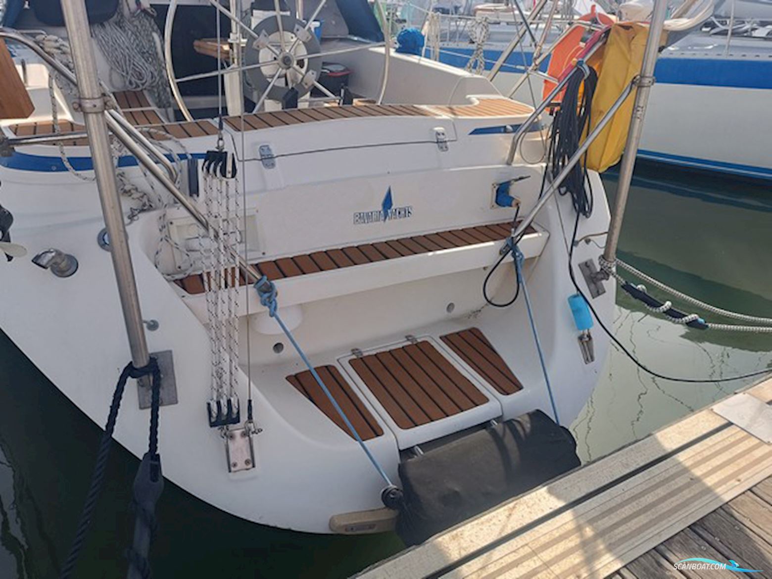 Bavaria 37