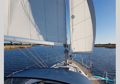 Bavaria 37 Sejlbåd 2000, med Volvo MD2030 motor, Tyskland