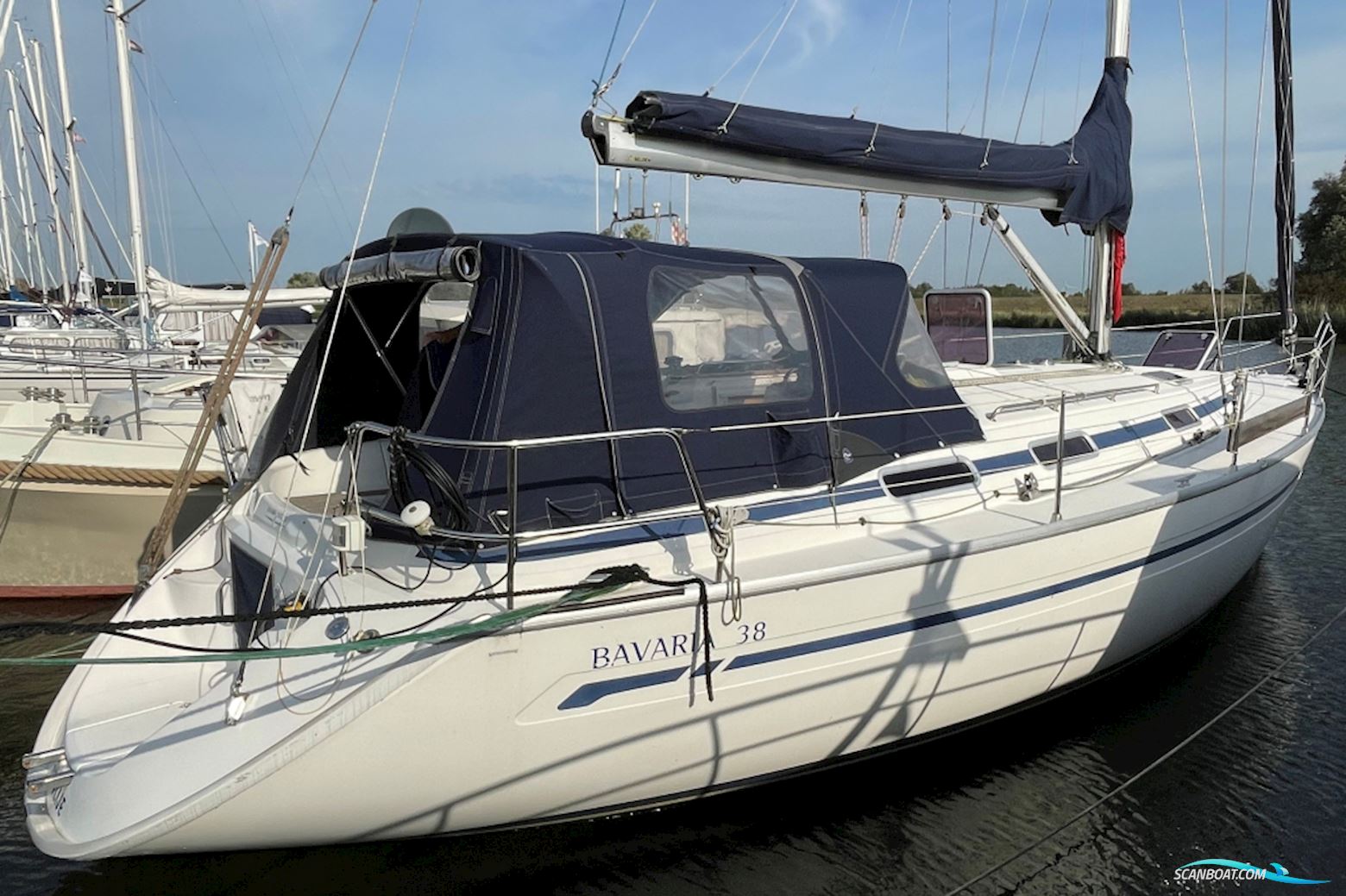 Bavaria 38 (2 cabin) Sejlbåd 2004, med Volvo Penta motor, Holland