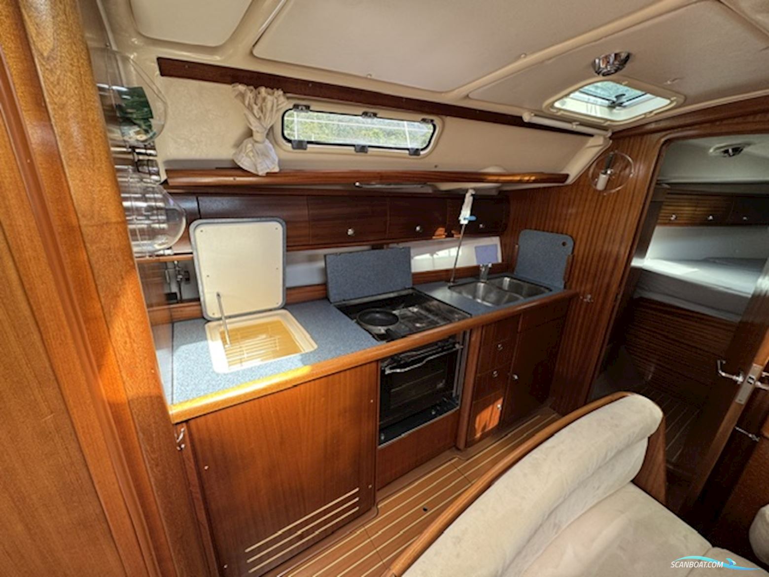 Bavaria 38 Cruiser Ekstremt Velholdt.