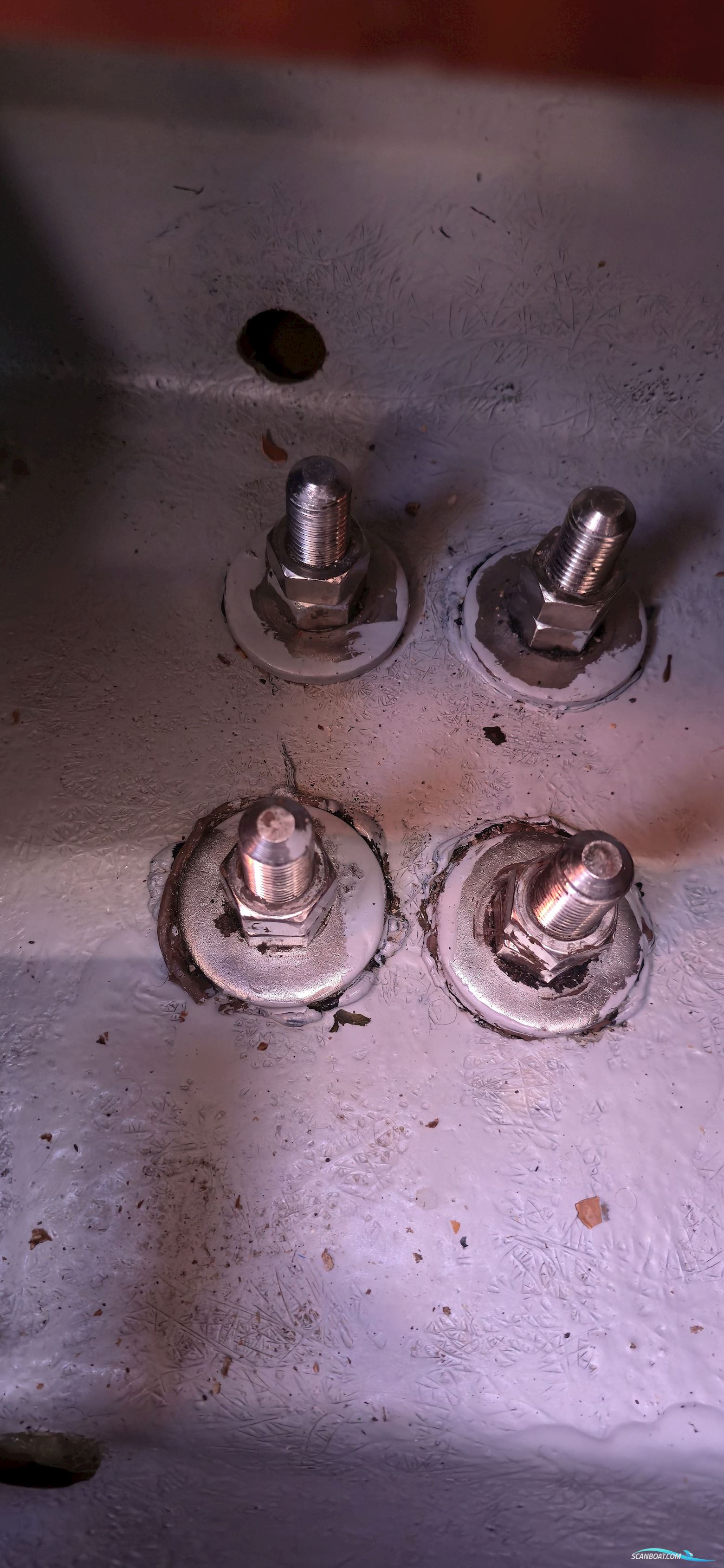 Bavaria 38 mit Liegeplatz und Winterlager, Rostock