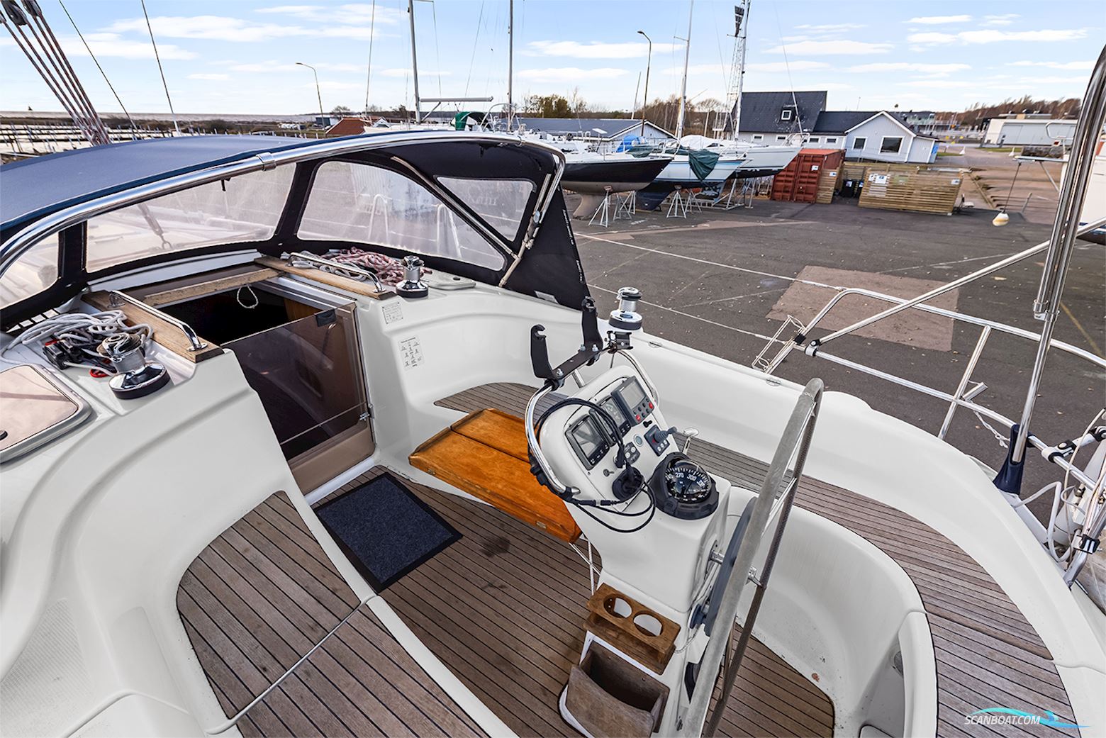 Bavaria 38