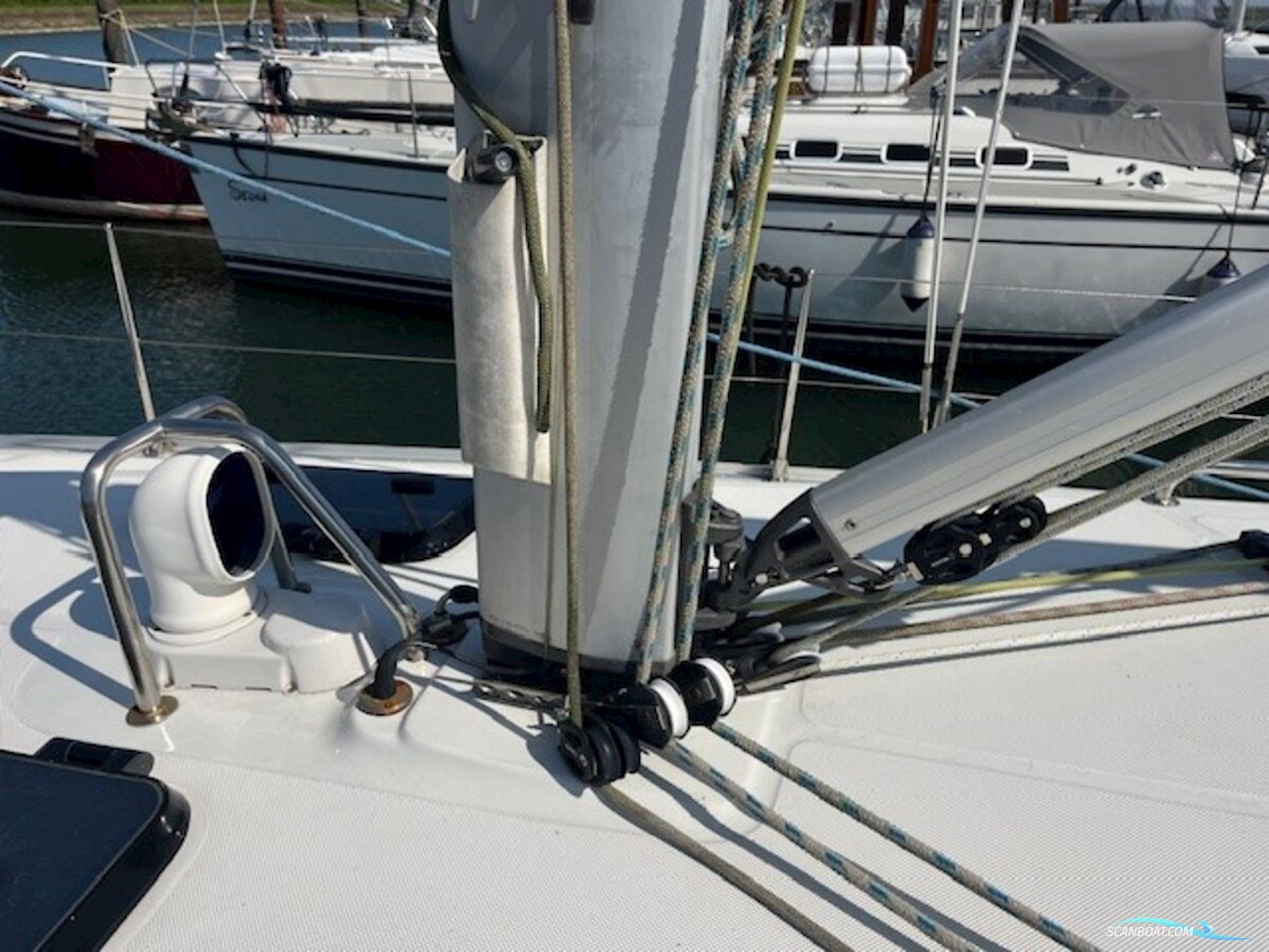 Bavaria 38