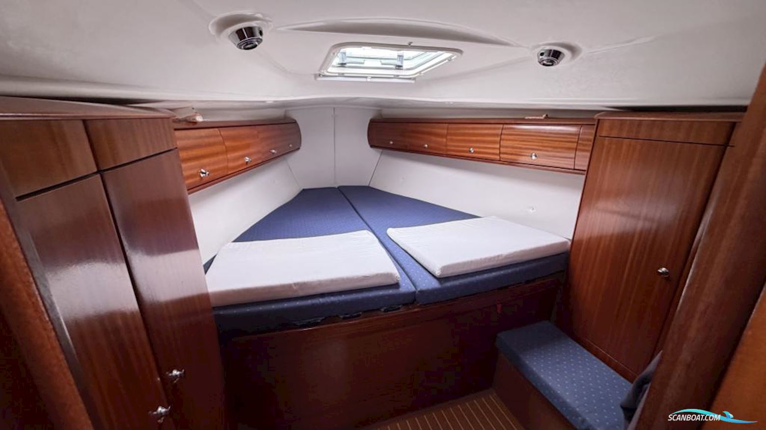 Bavaria 38