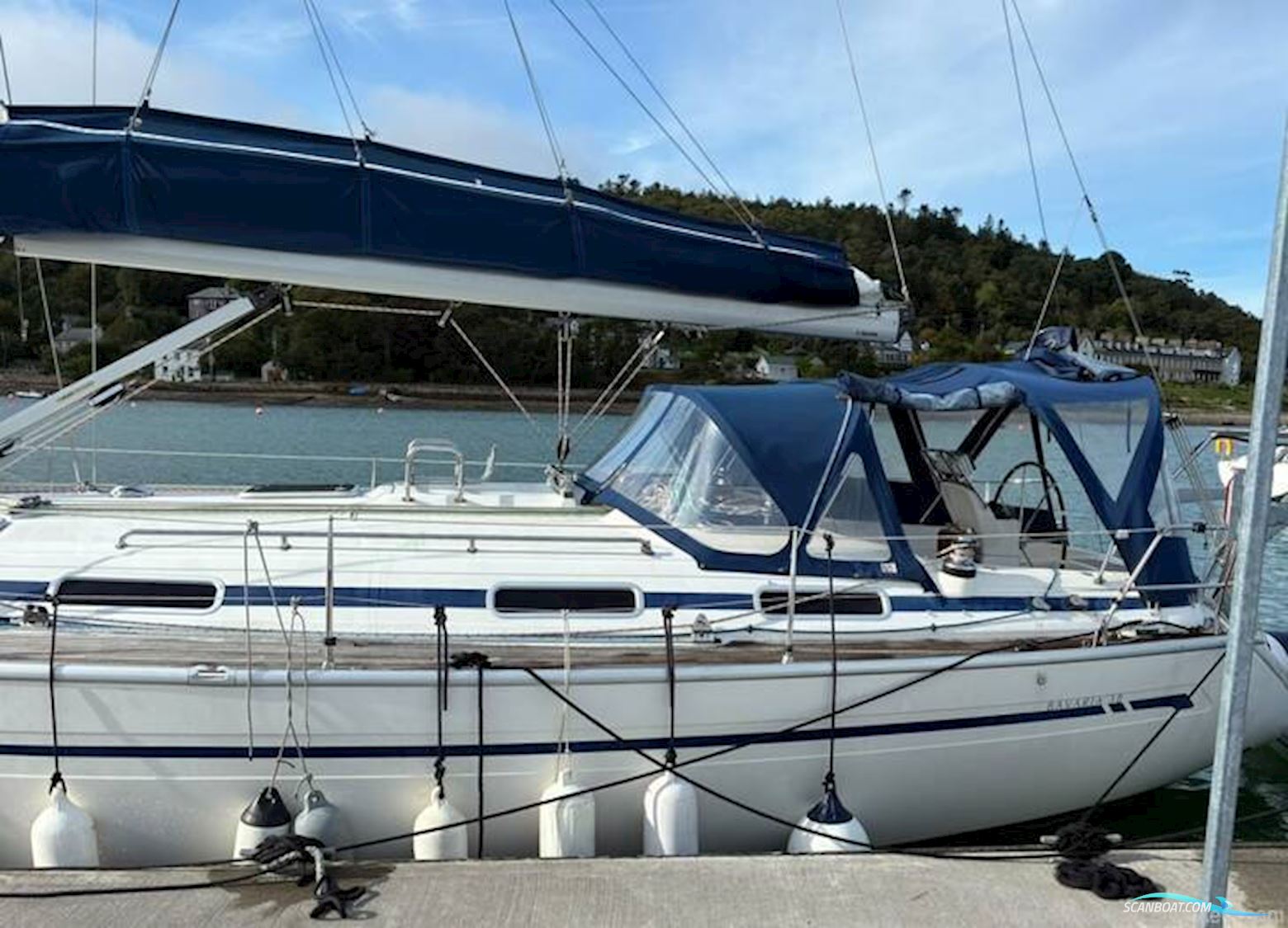 Bavaria 38