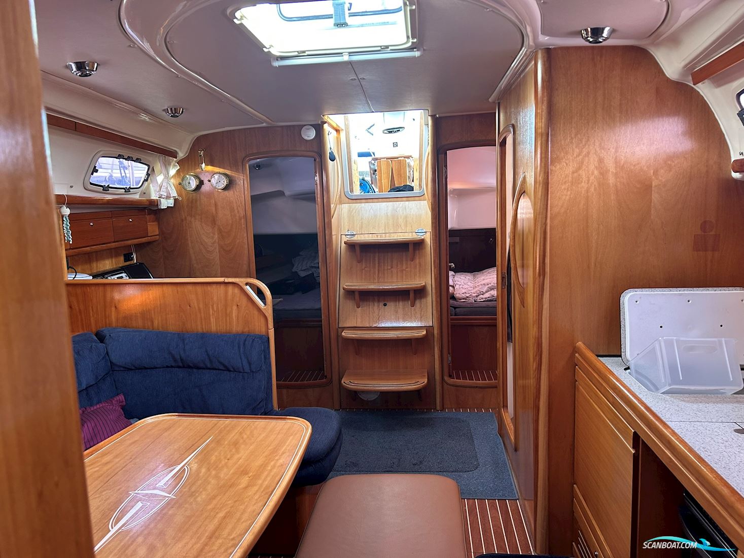 Bavaria 39
