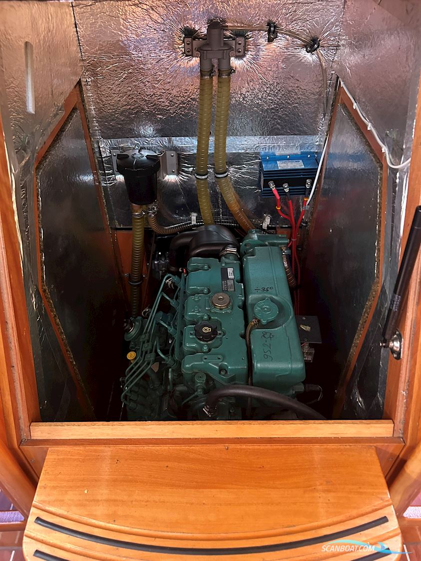 Bavaria 39