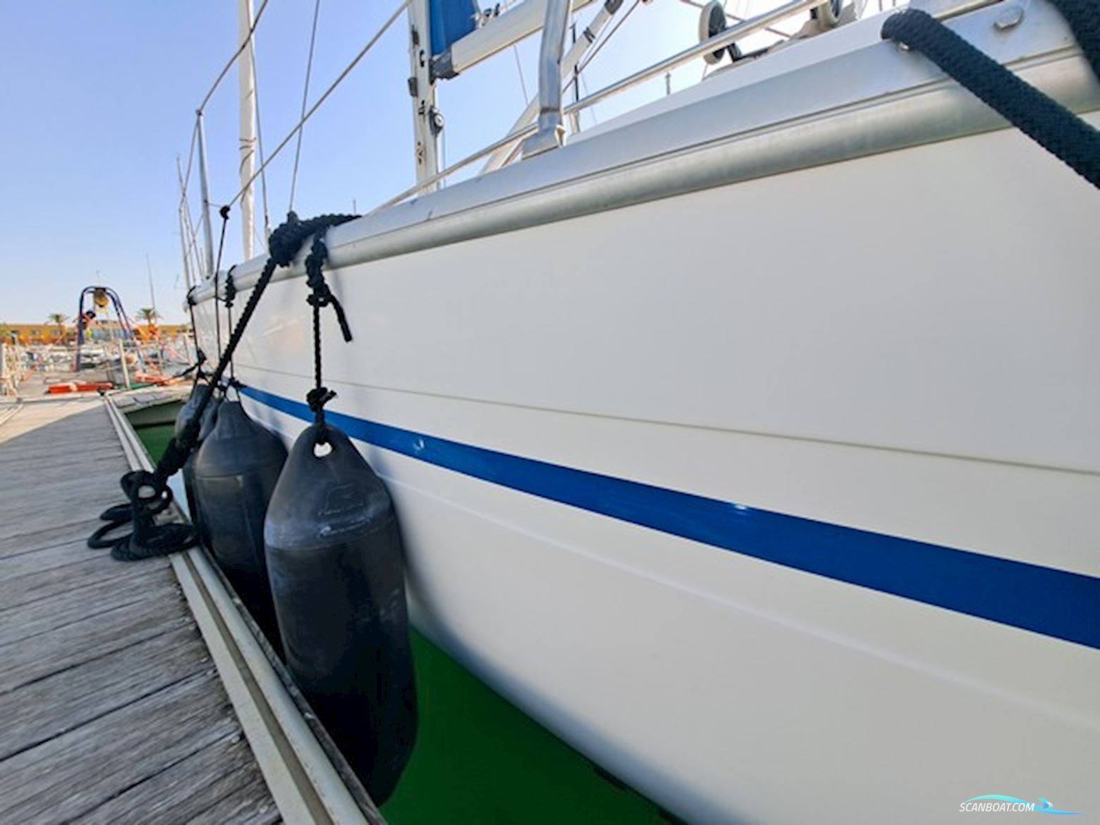 Bavaria 40