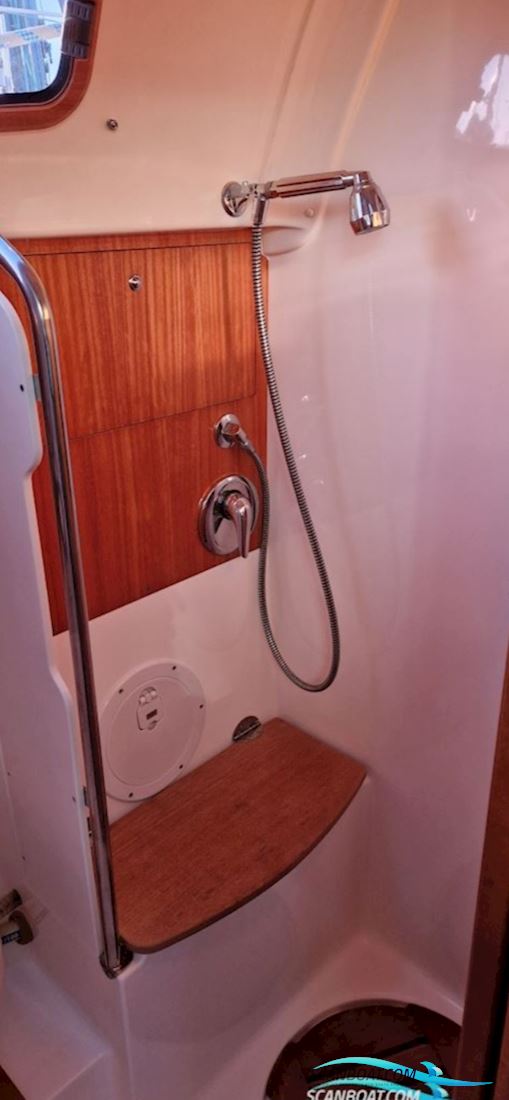 Bavaria 42 Cruiser