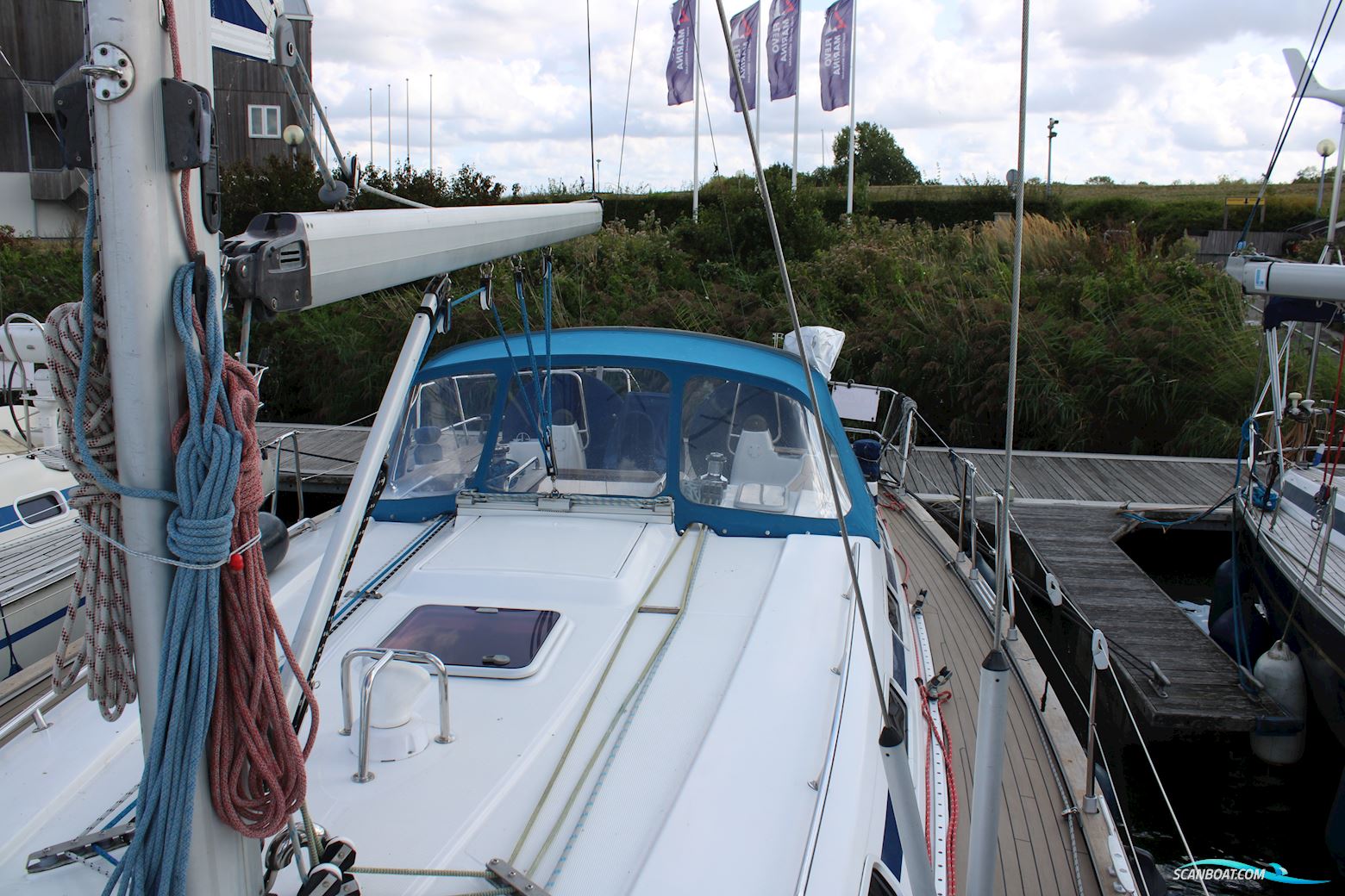 Bavaria 44