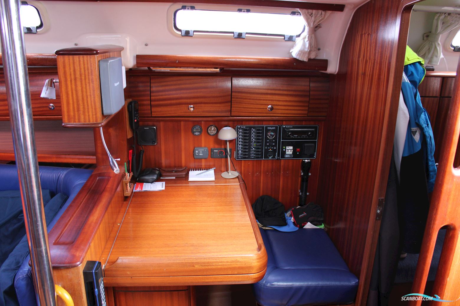 Bavaria 44