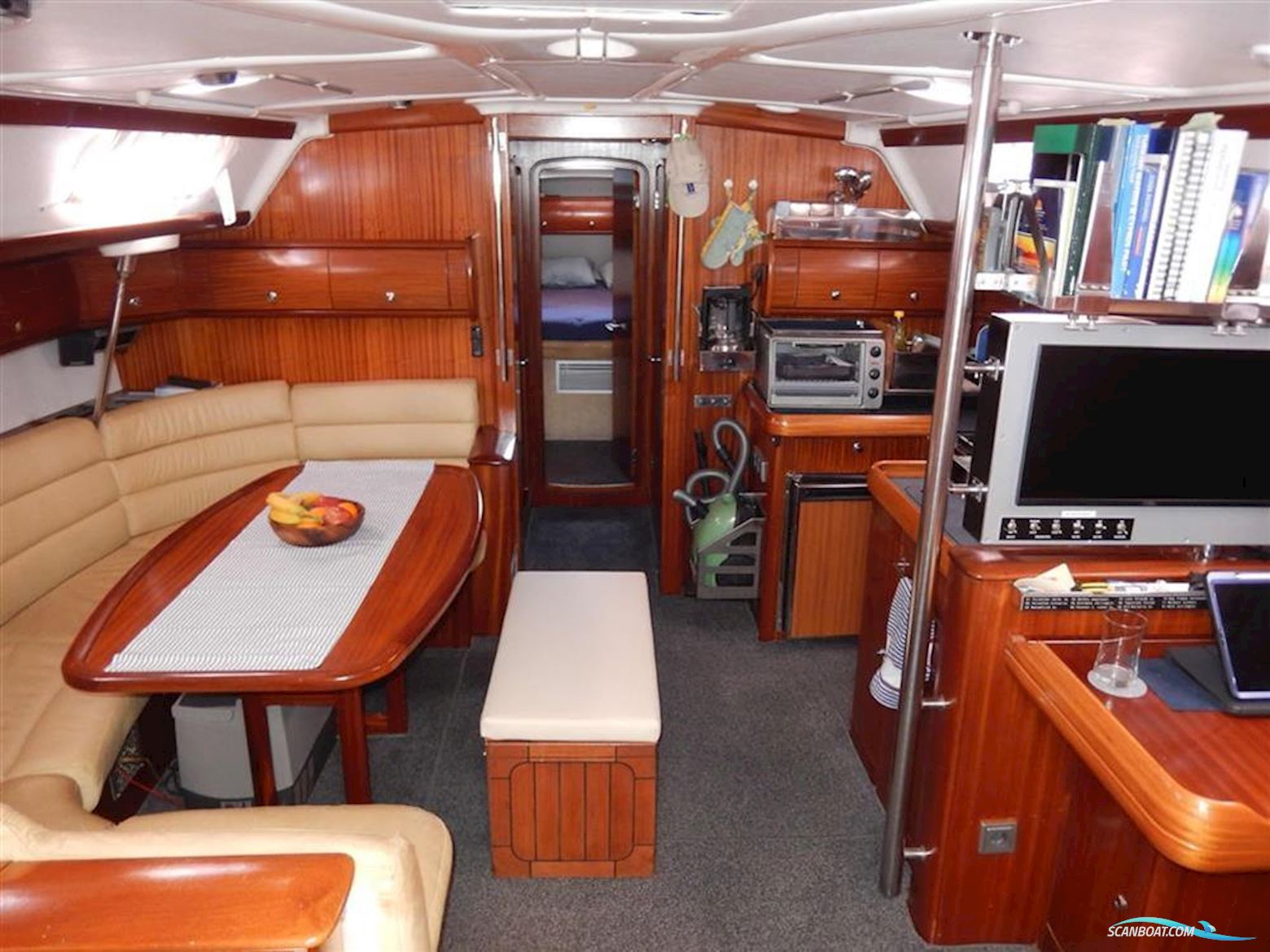 Bavaria 49