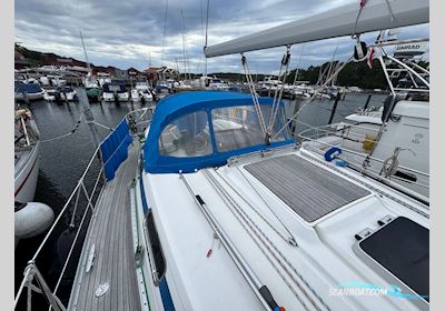 Bavaria Bavaria 37 Cruiser Sejlbåd 2001, med Volvo Penta MD2030 motor, Sverige