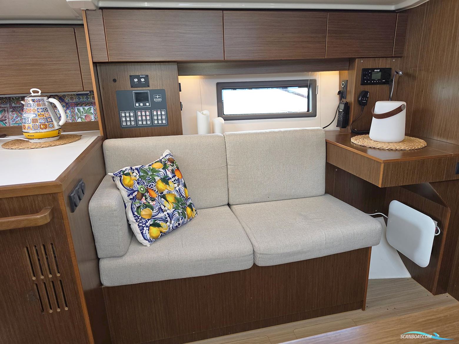 Bavaria C 38