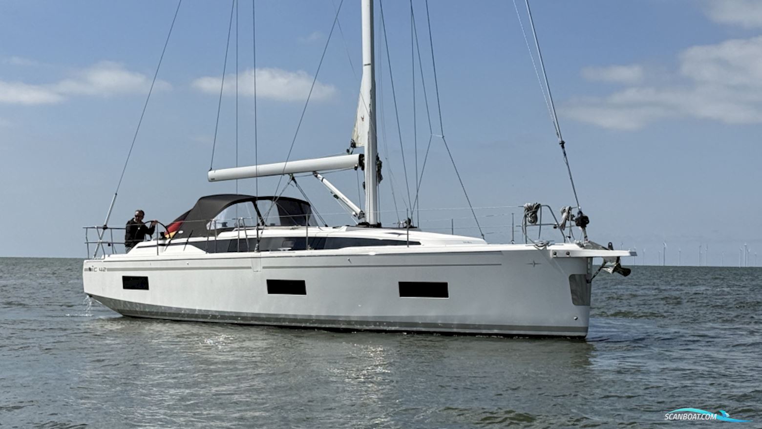 Bavaria C 42