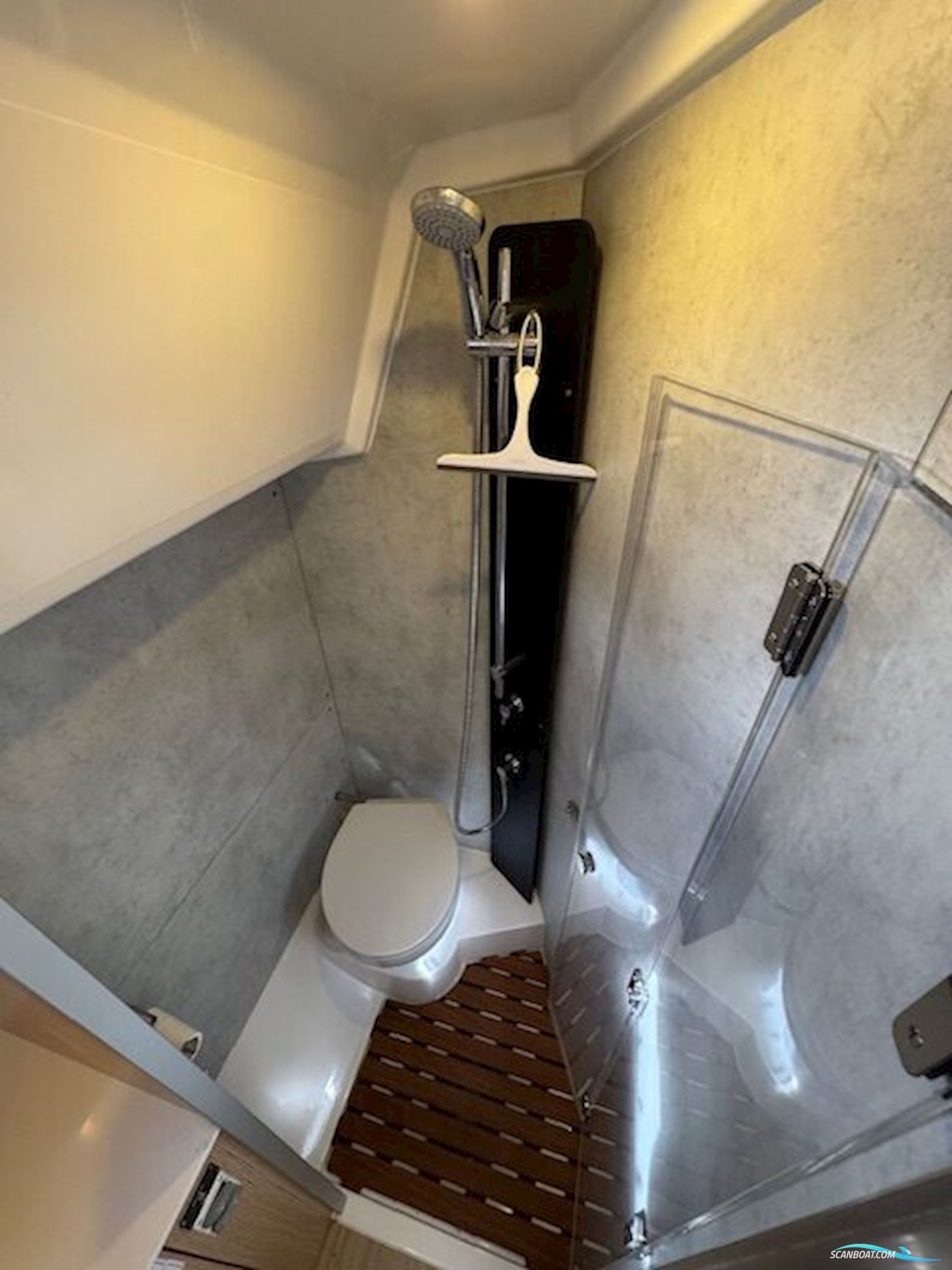 BAVARIA C 42 STYLE PRIVATBÅD