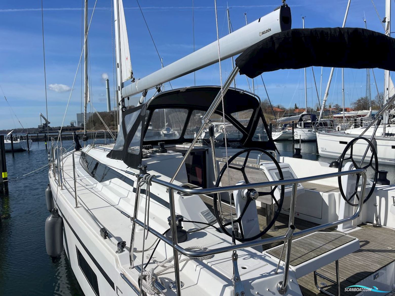 Bavaria C38