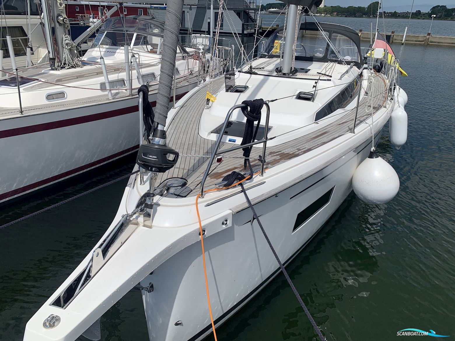Bavaria C38