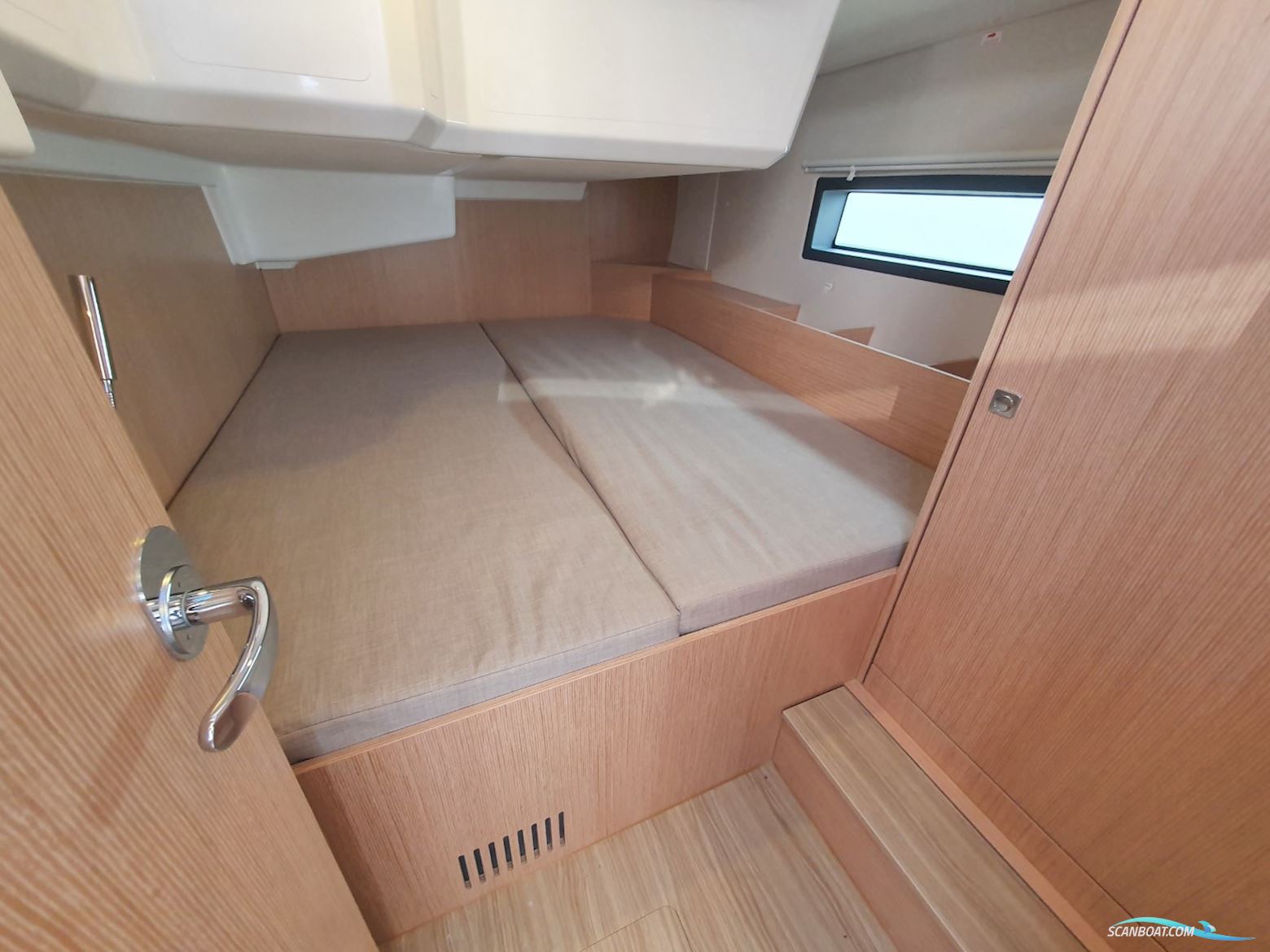 Bavaria C42