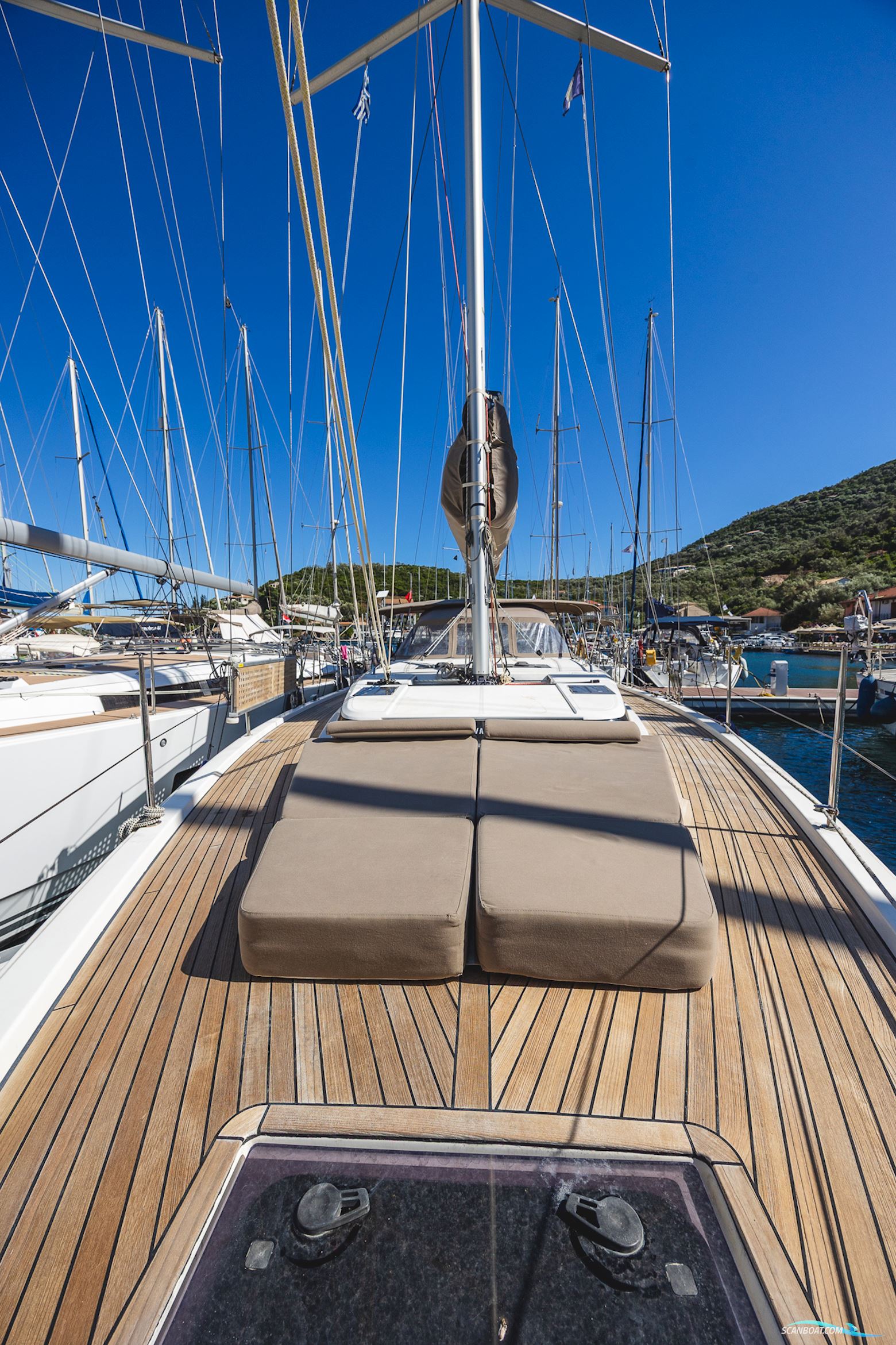 Bavaria C45 Style