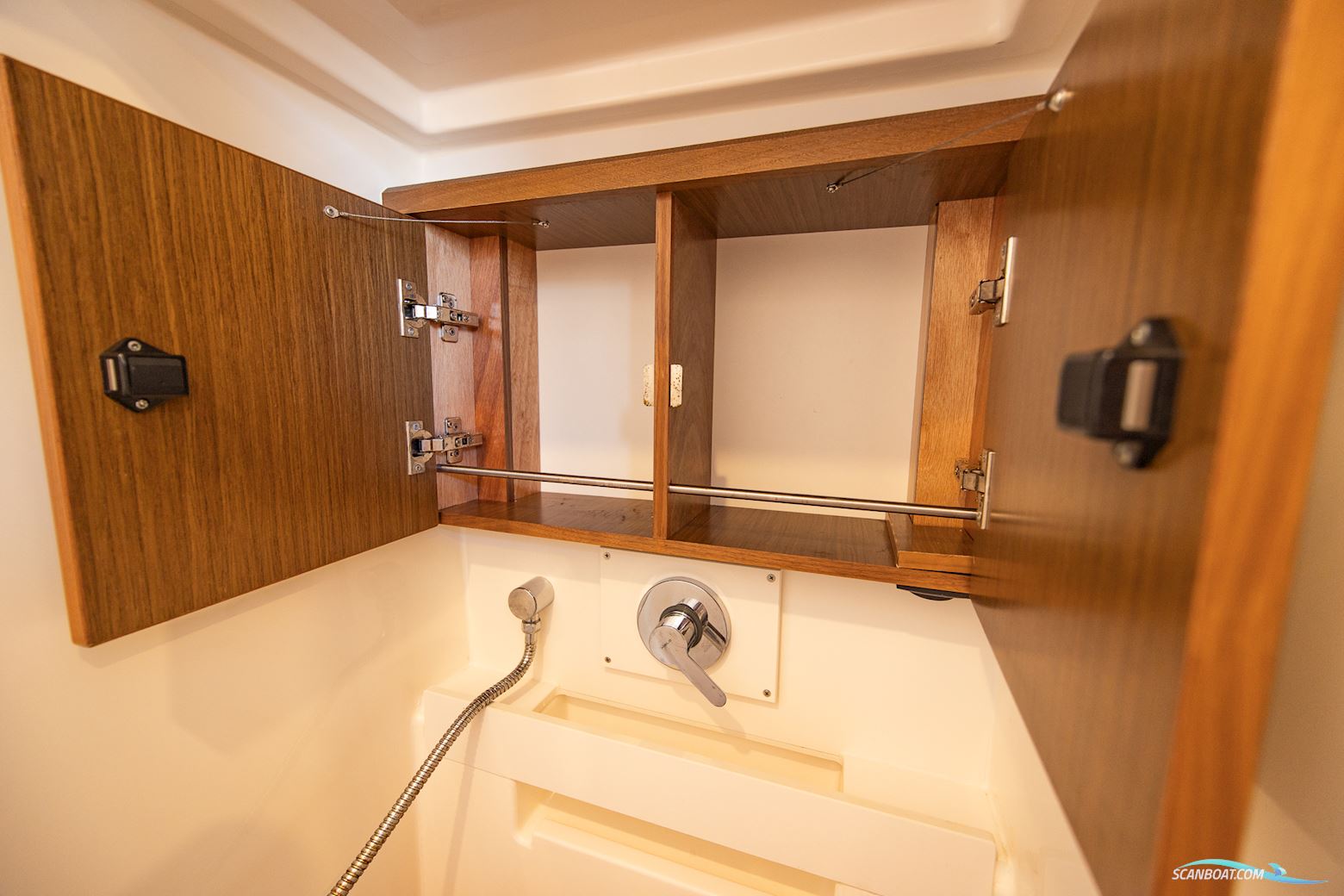 Bavaria C45 Style