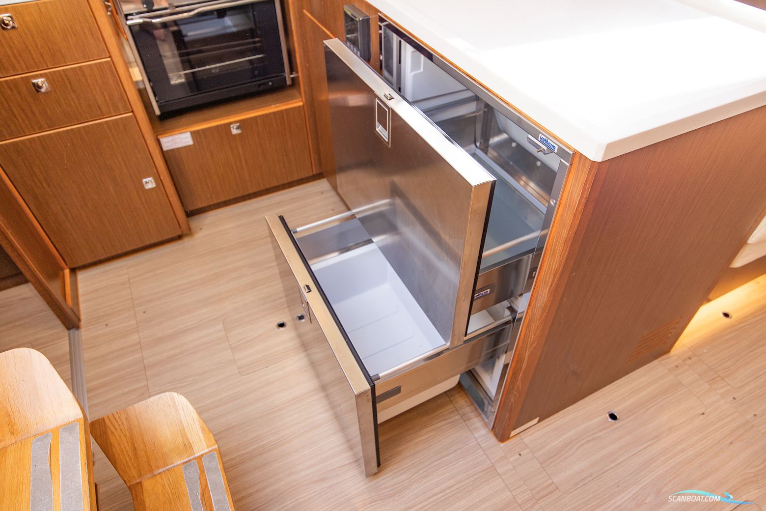 Bavaria C45 Style
