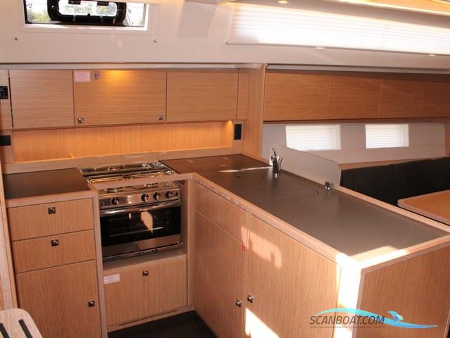 Bavaria C45 Style
