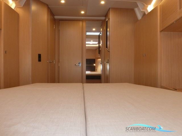 Bavaria C45 Style