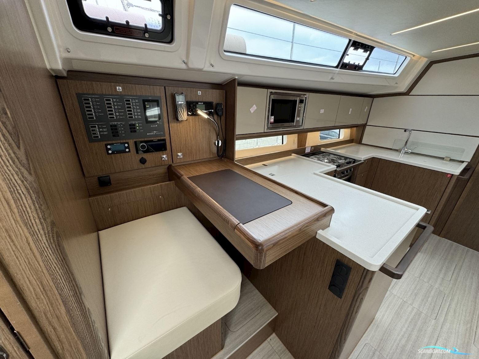 Bavaria C46