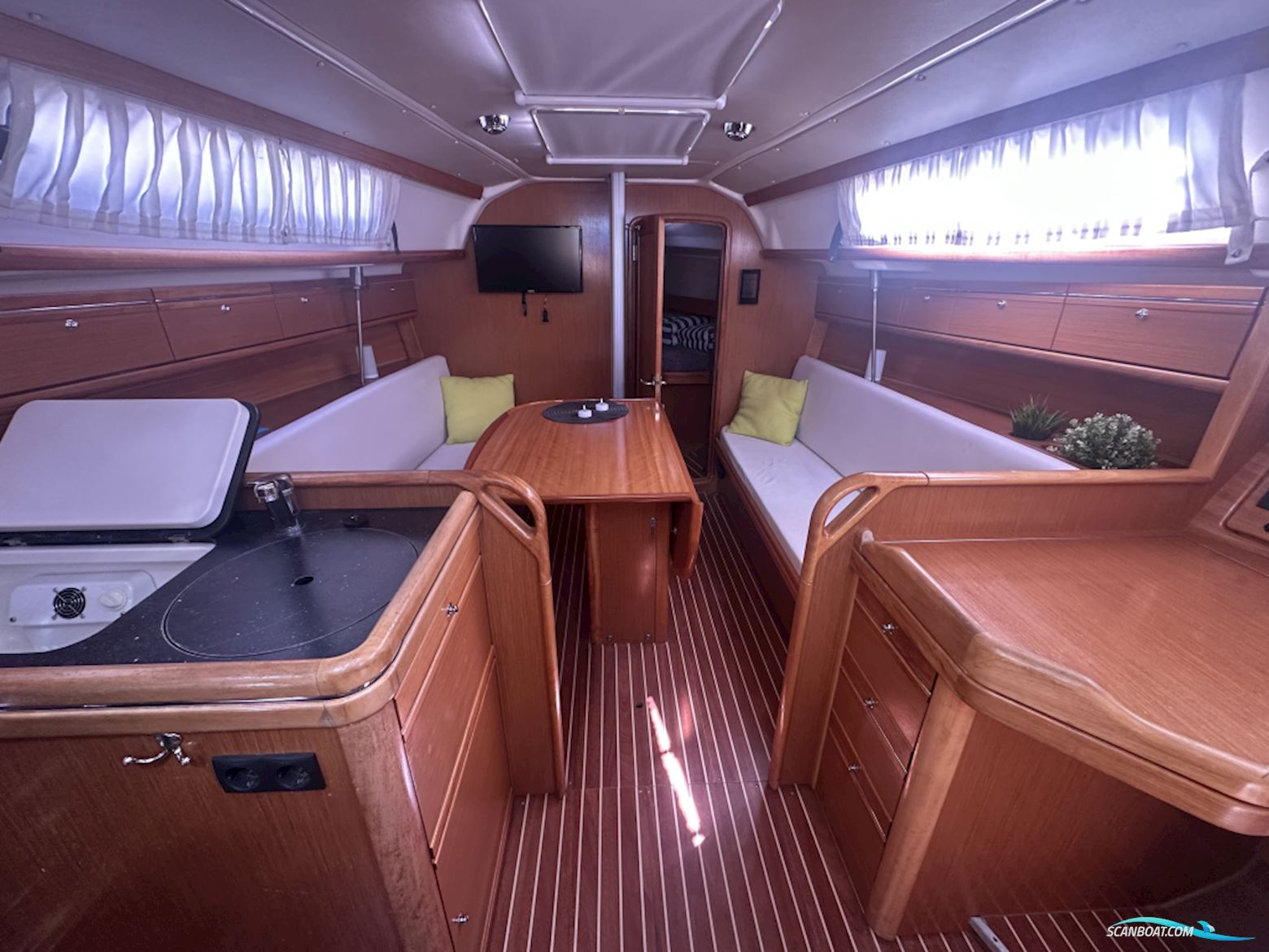 Bavaria Cruiser 31