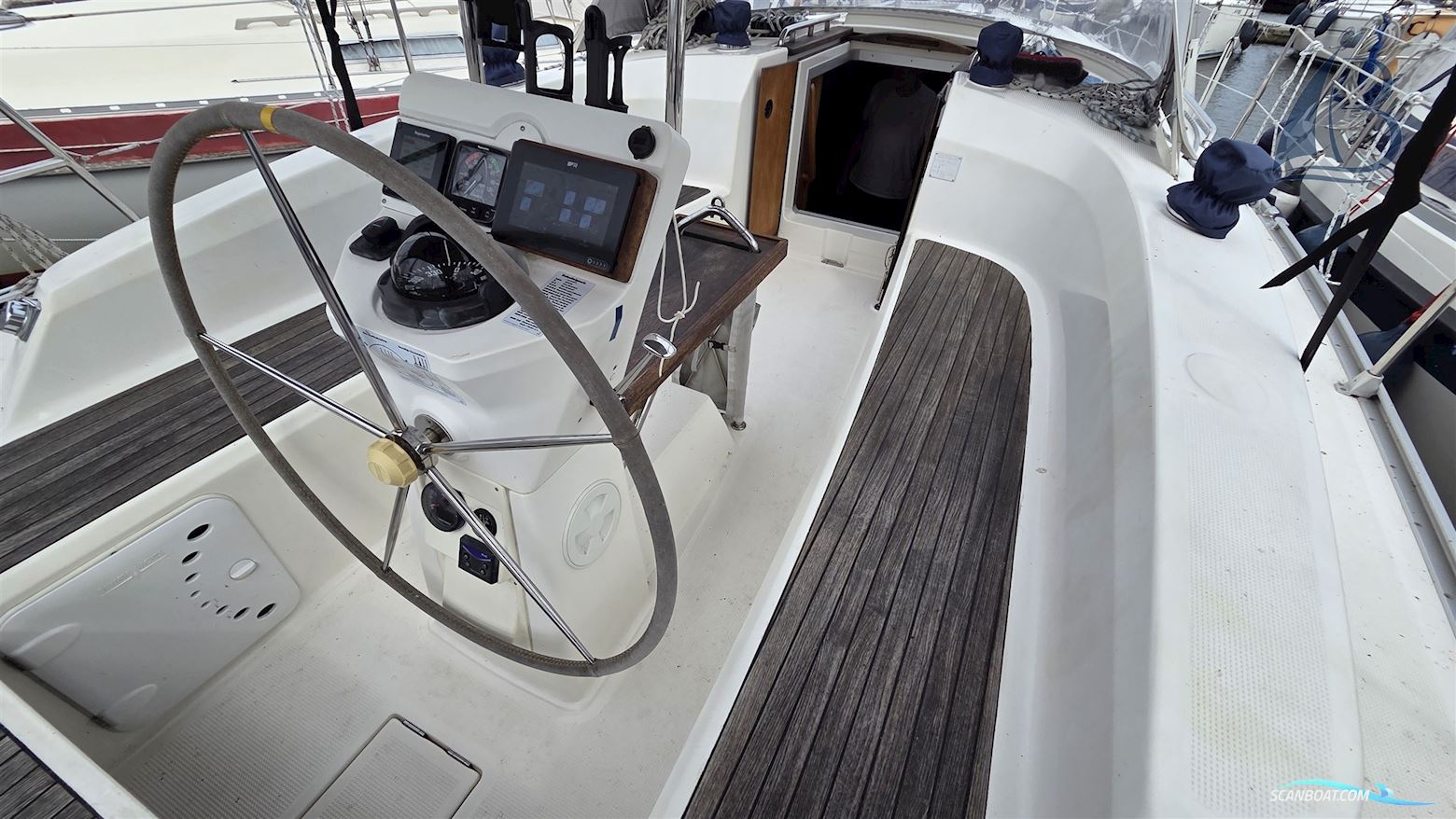 Bavaria Cruiser 32 Short Keel