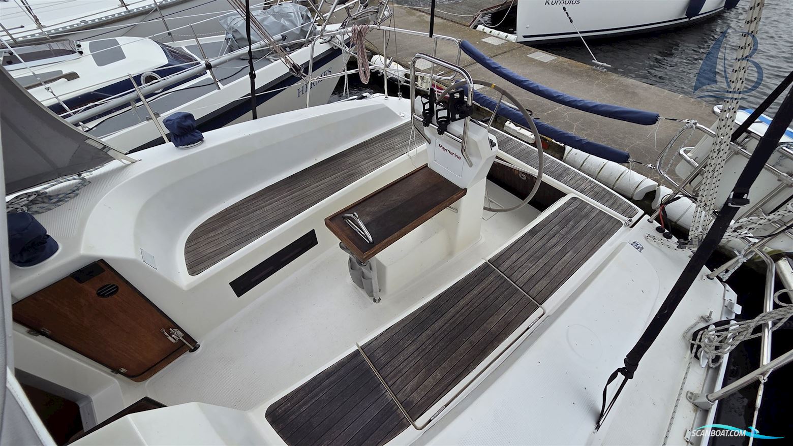 Bavaria Cruiser 32 Short Keel