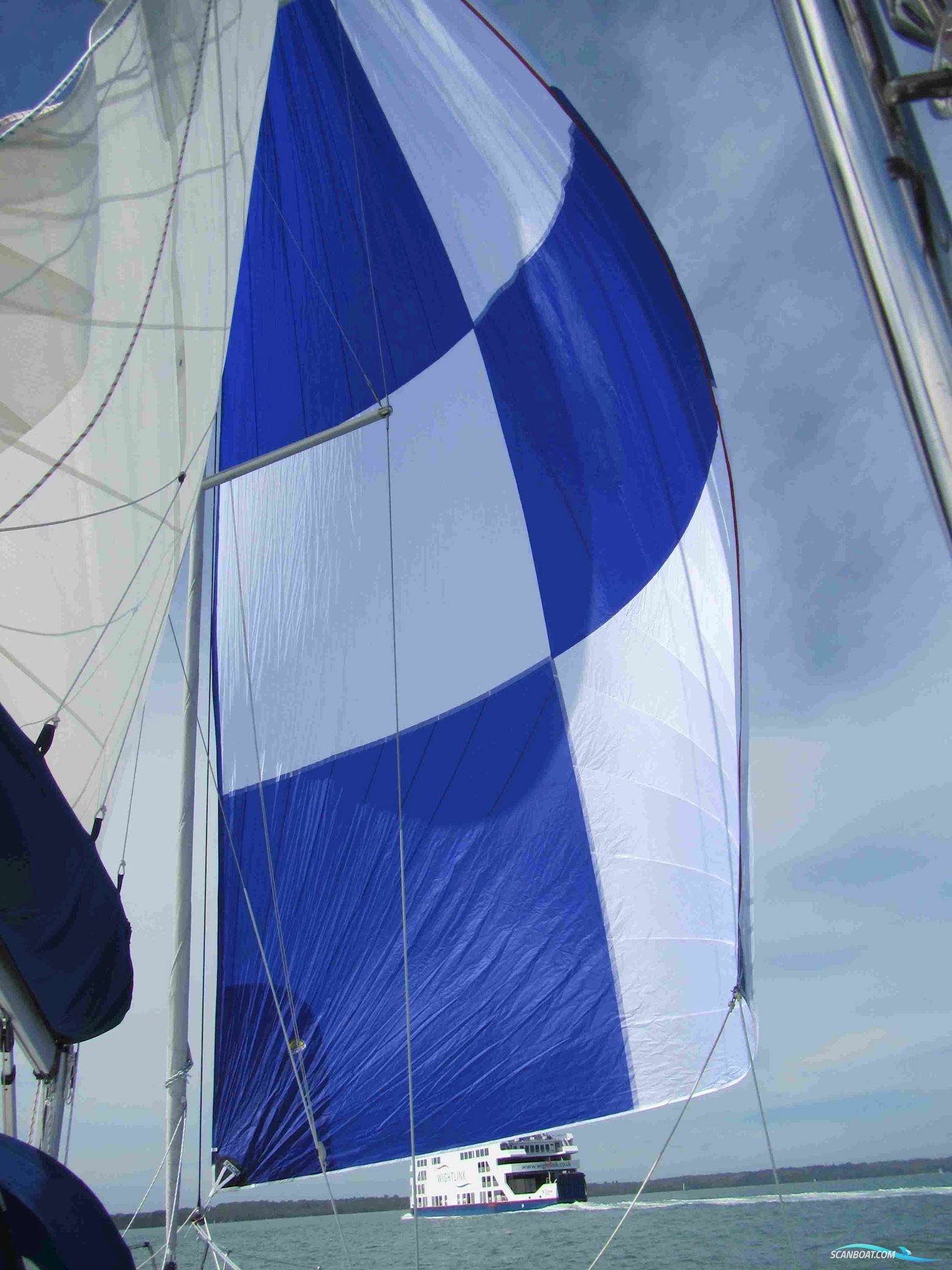 Bavaria Cruiser 33