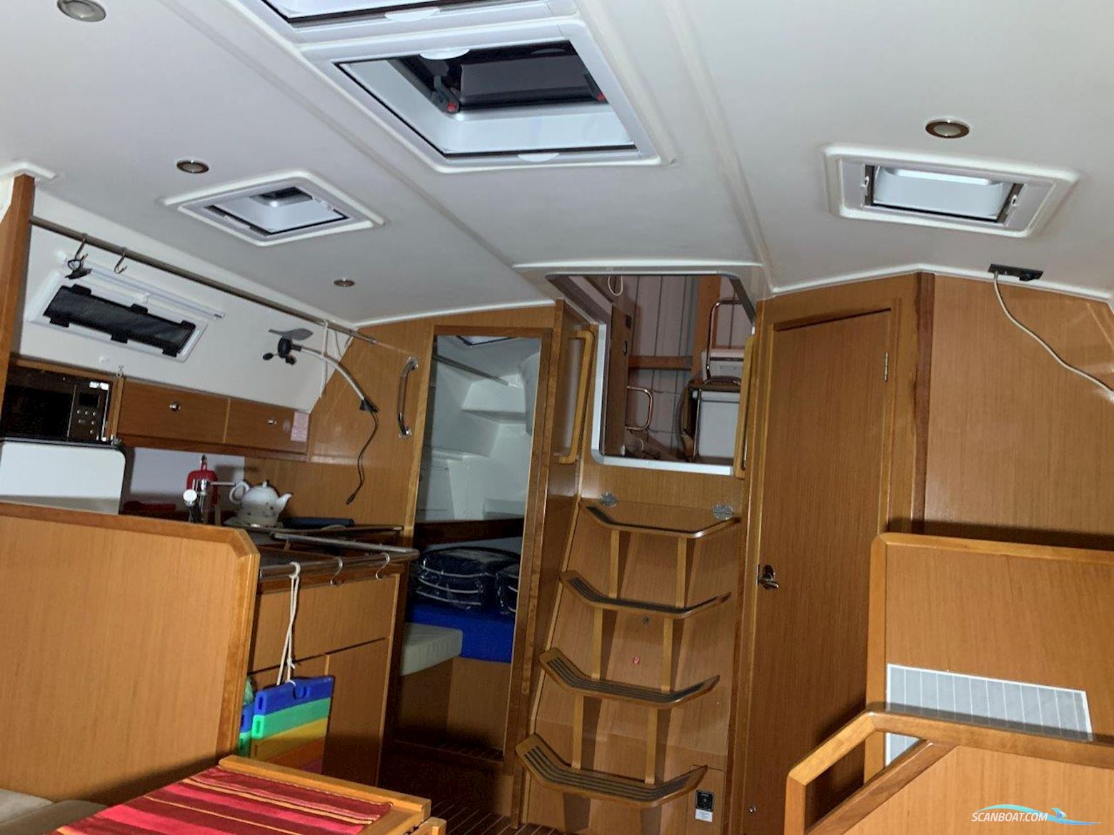 Bavaria Cruiser 36