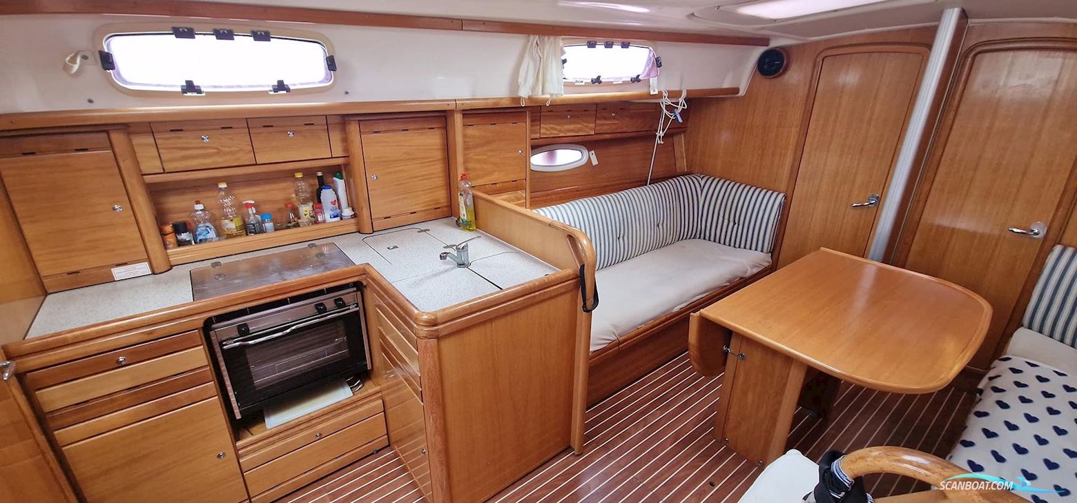 Bavaria cruiser 37