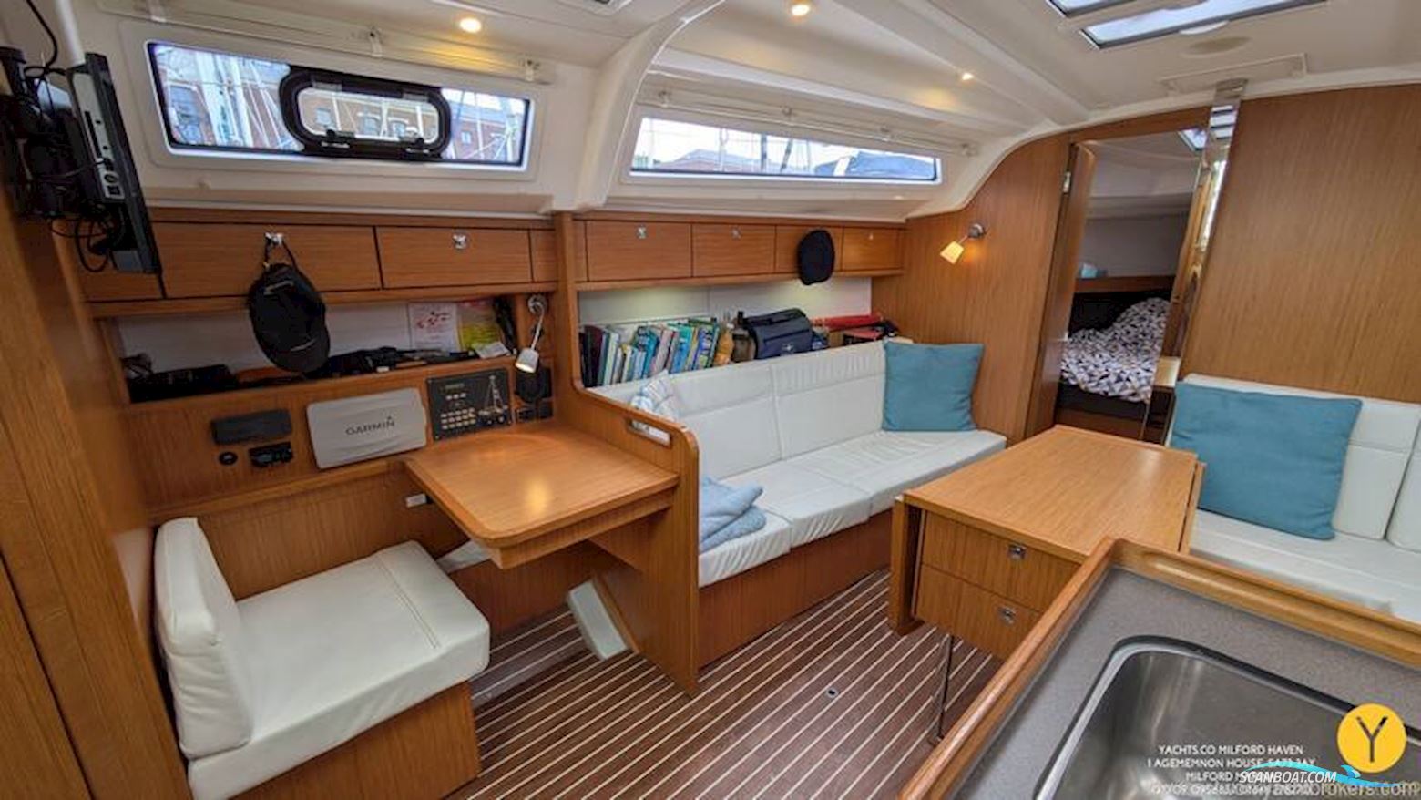 Bavaria Cruiser 37