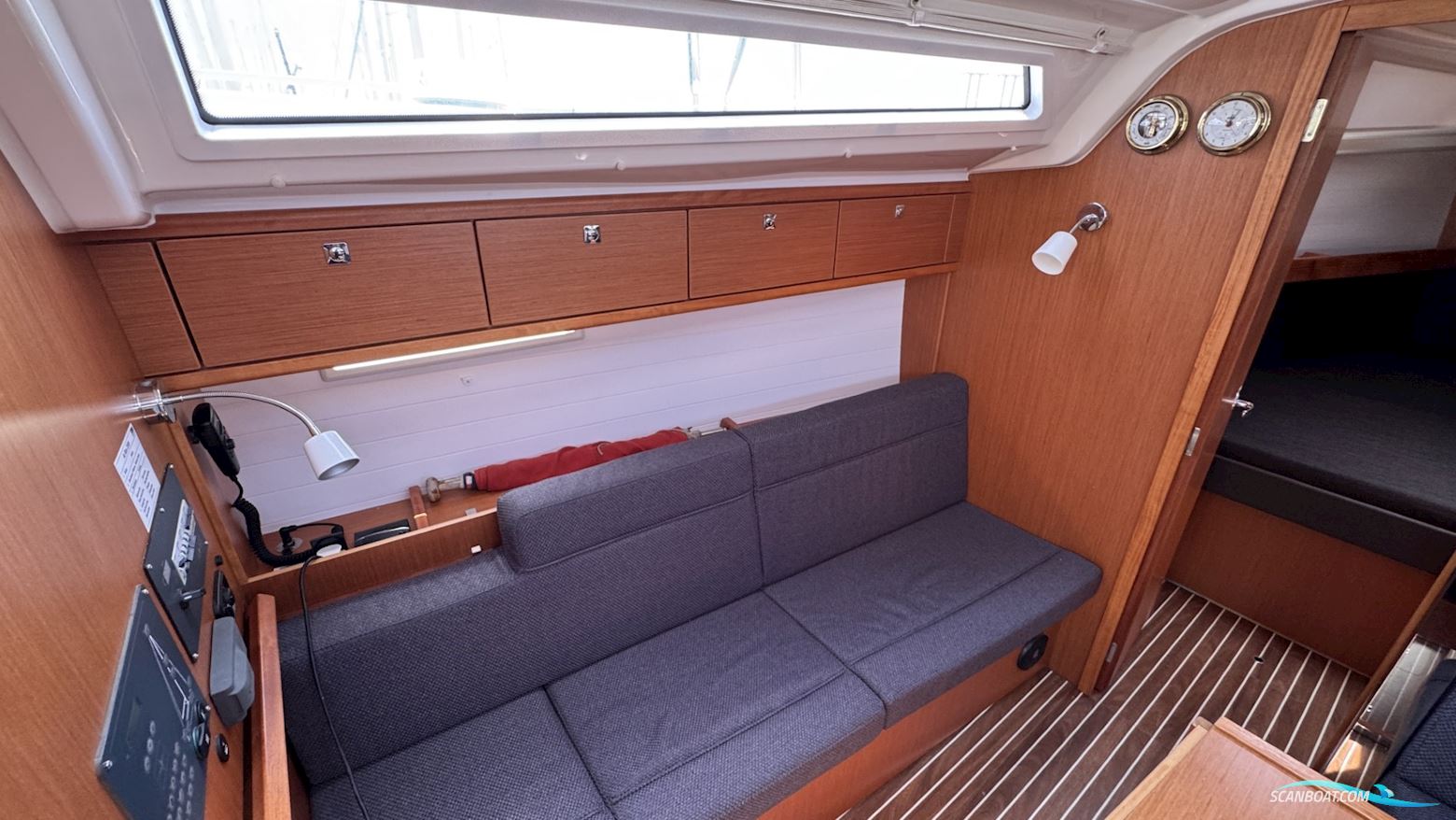 Bavaria Cruiser 37